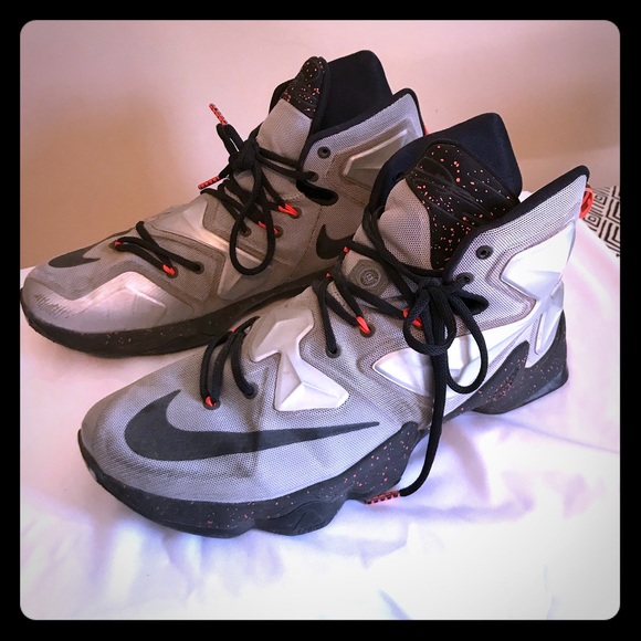 lebron james rubber shoes